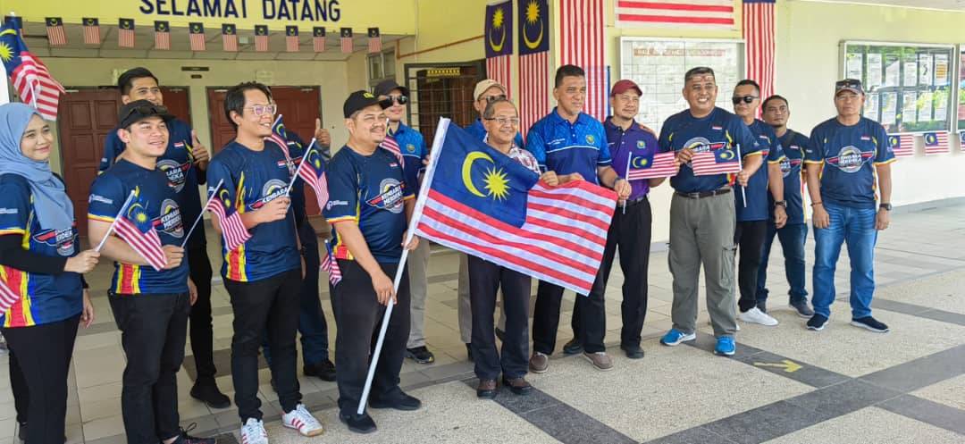 Jkr Wp Labuan Turut Sertai Konvoi Jalur Gemilang Sempena Pelancaran